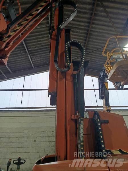 JLG TOUCAN 1010 Strēles pacēlāji