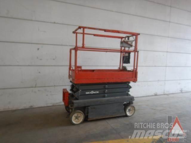 SkyJack SJ3219 Strēles pacēlāji