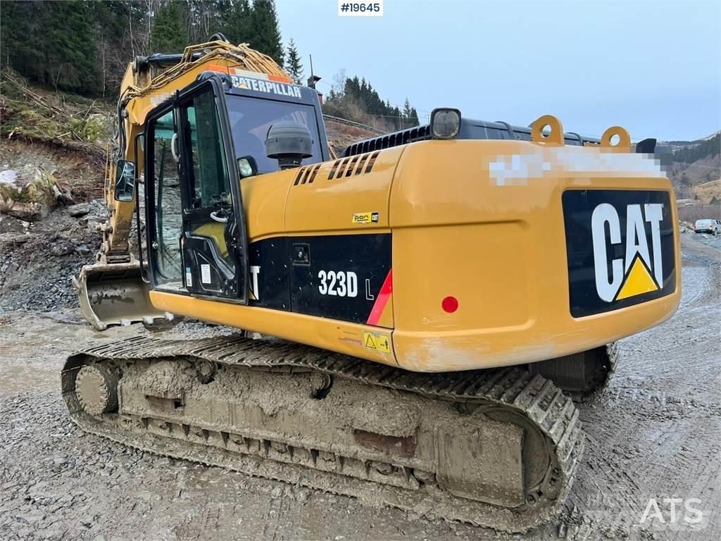 CAT 323D Kāpurķēžu ekskavatori