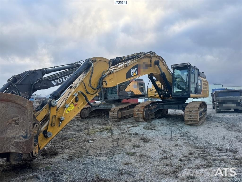CAT 352F Kāpurķēžu ekskavatori