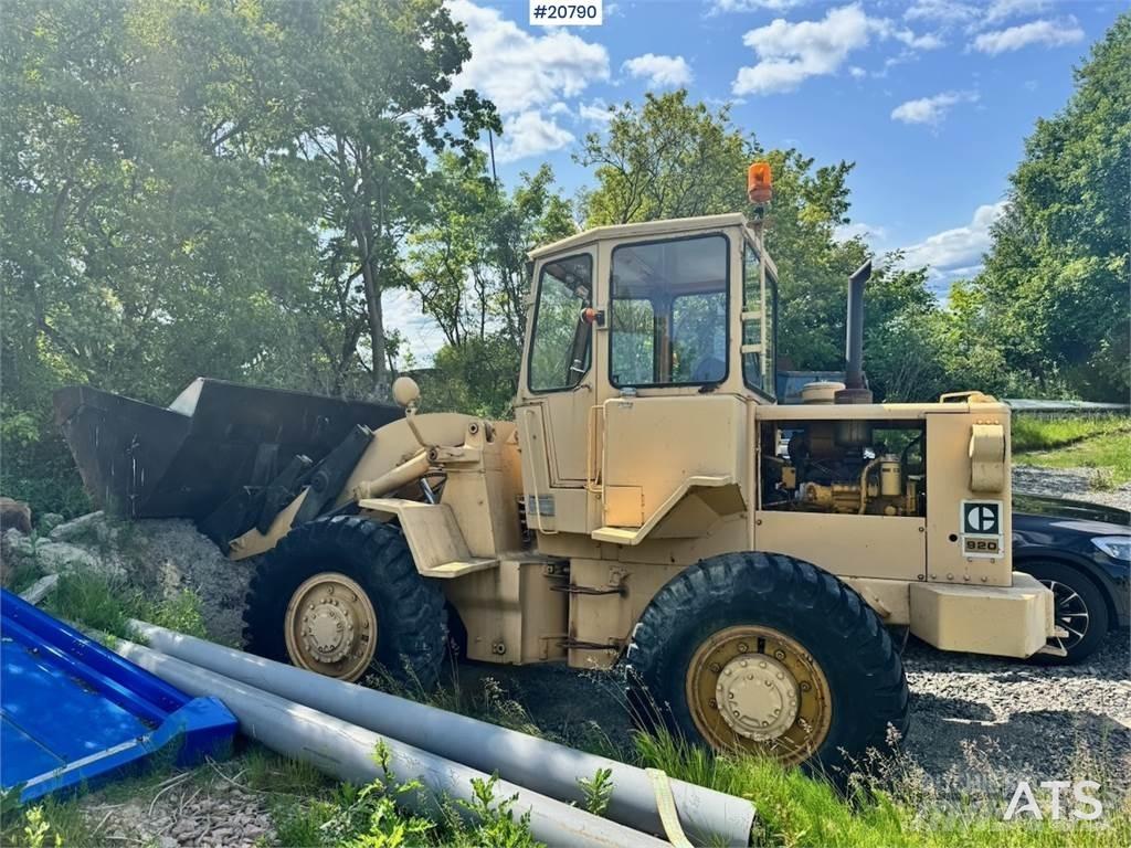 CAT 920 Iekrāvēji uz riteņiem