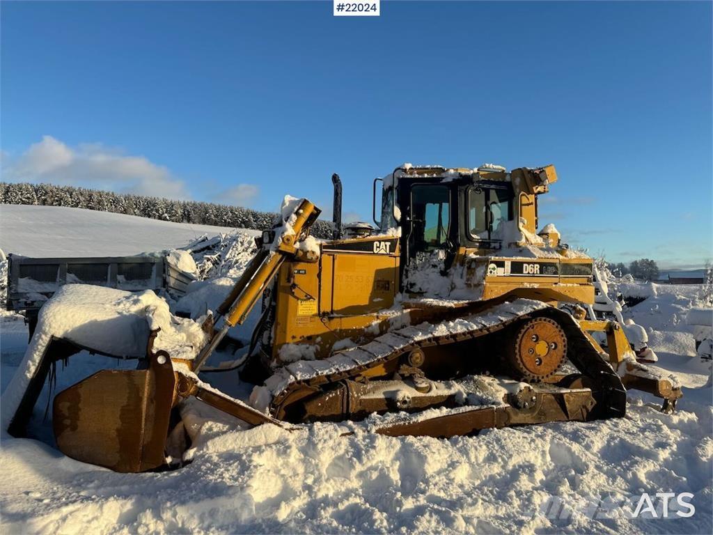 CAT D6R Kāpurķēžu buldozeri