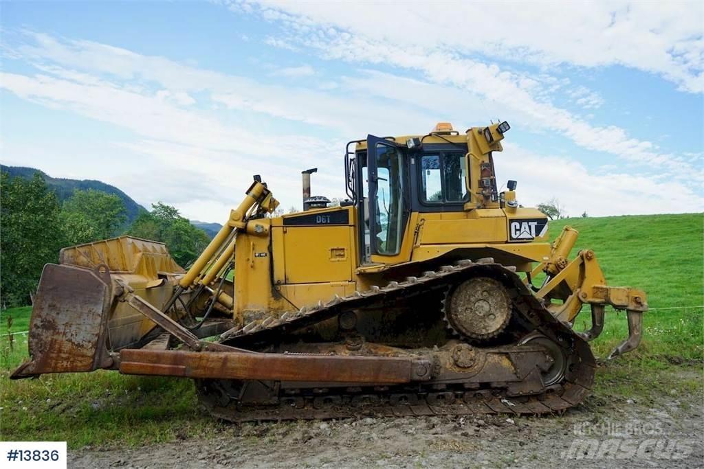 CAT D6T Kāpurķēžu buldozeri