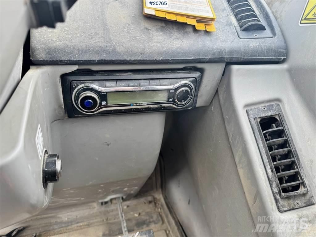 CAT TH360B Teleskopiskie manipulatori
