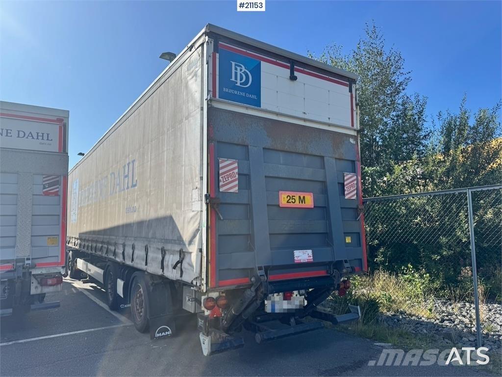 Krone Citysemi. Noslēgtās piekabes