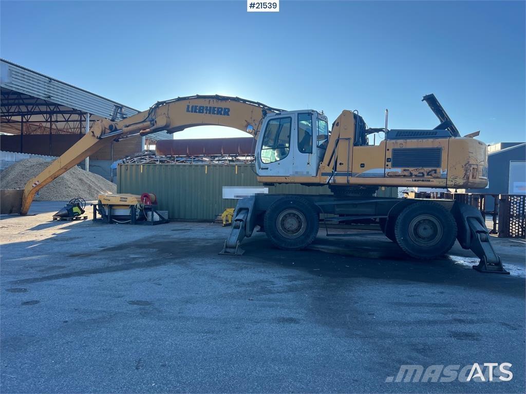 Liebherr A934C Ekskavatori uz riteņiem