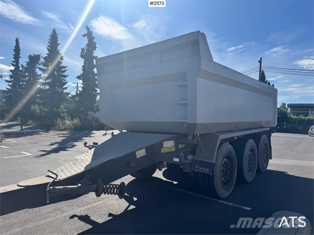 Maur Trailer. Pašizgāzējs