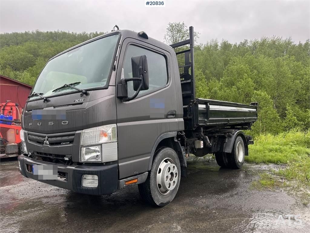 Mitsubishi Fuso Platformas/izkraušana no sāniem