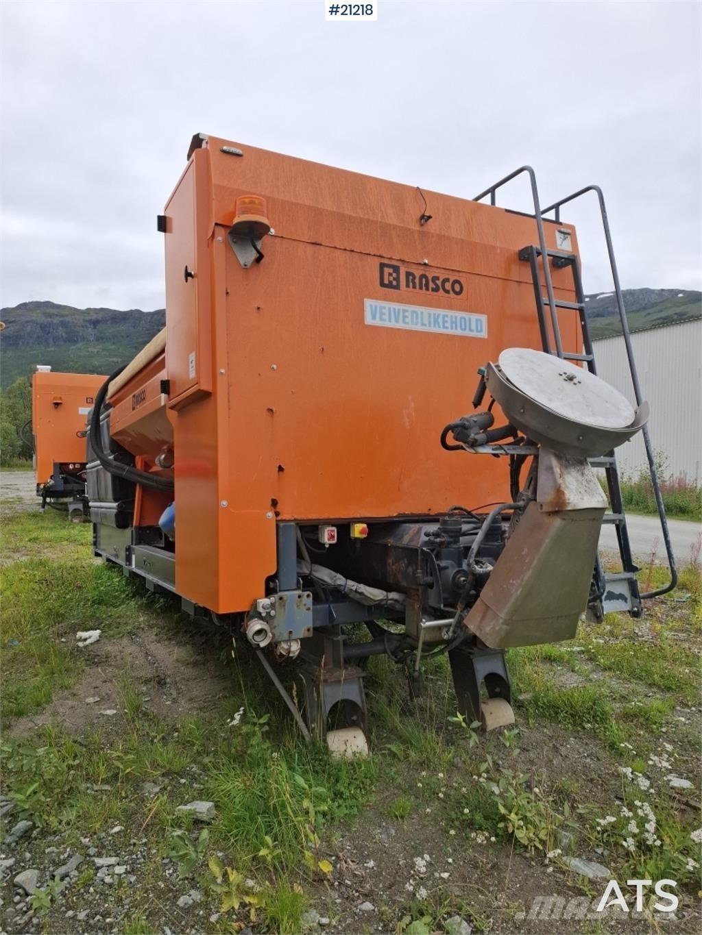 Rasco Solid Smilšu un sāls kaisītāji