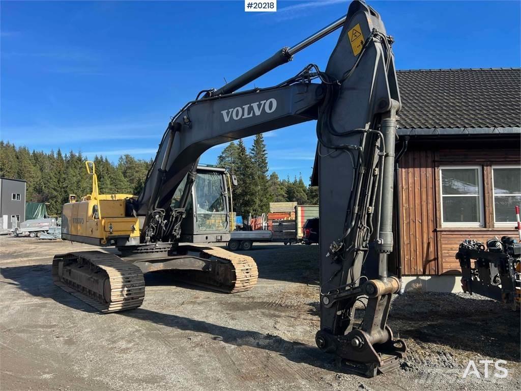 Volvo EC240CL Kāpurķēžu ekskavatori