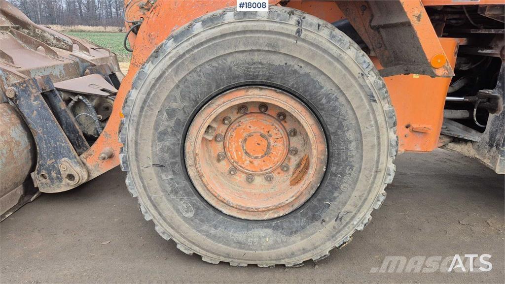 Doosan DL 250 Iekrāvēji uz riteņiem