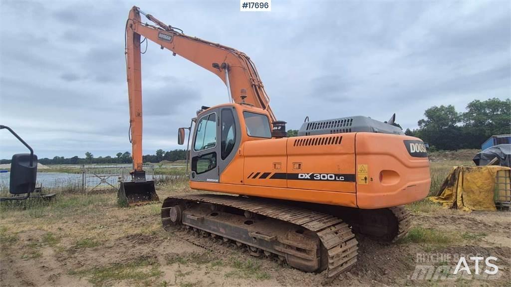 Doosan DX 300 LC Kāpurķēžu ekskavatori