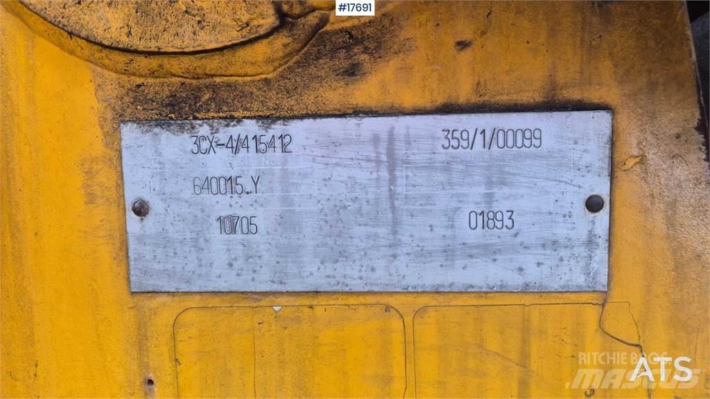 JCB 3cx Ekskavatori-iekrāvēji