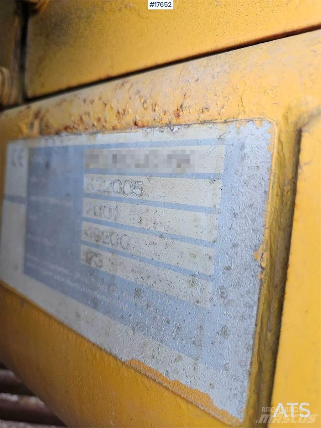 Komatsu 380 Kāpurķēžu ekskavatori
