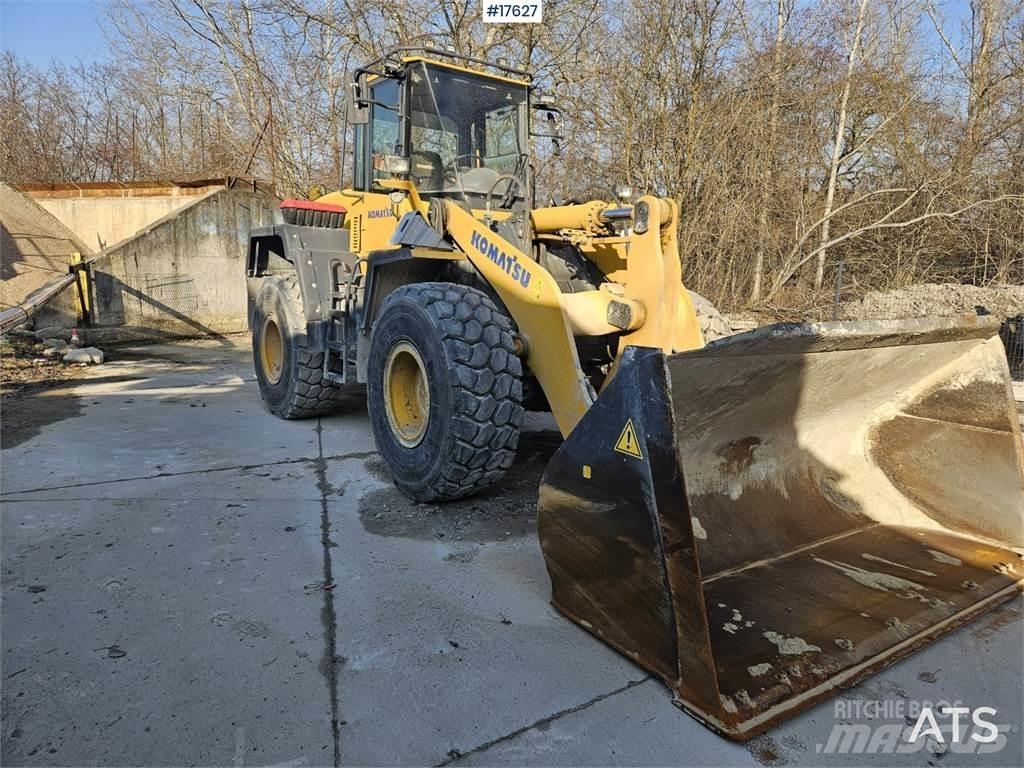 Komatsu WA 320-5 Iekrāvēji uz riteņiem