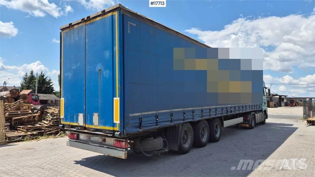 Krone SD Tents puspiekabes