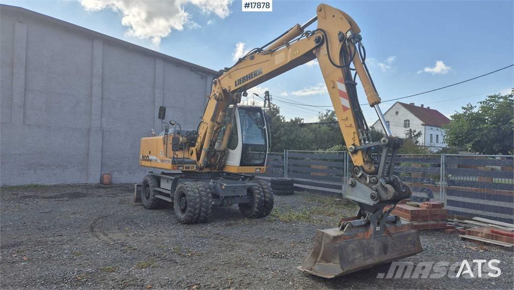 Liebherr A 900C Ekskavatori uz riteņiem