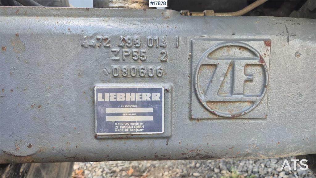Liebherr A 900C Ekskavatori uz riteņiem