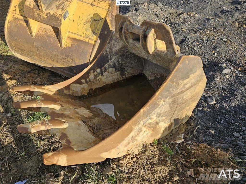 Liebherr R924 Kāpurķēžu ekskavatori