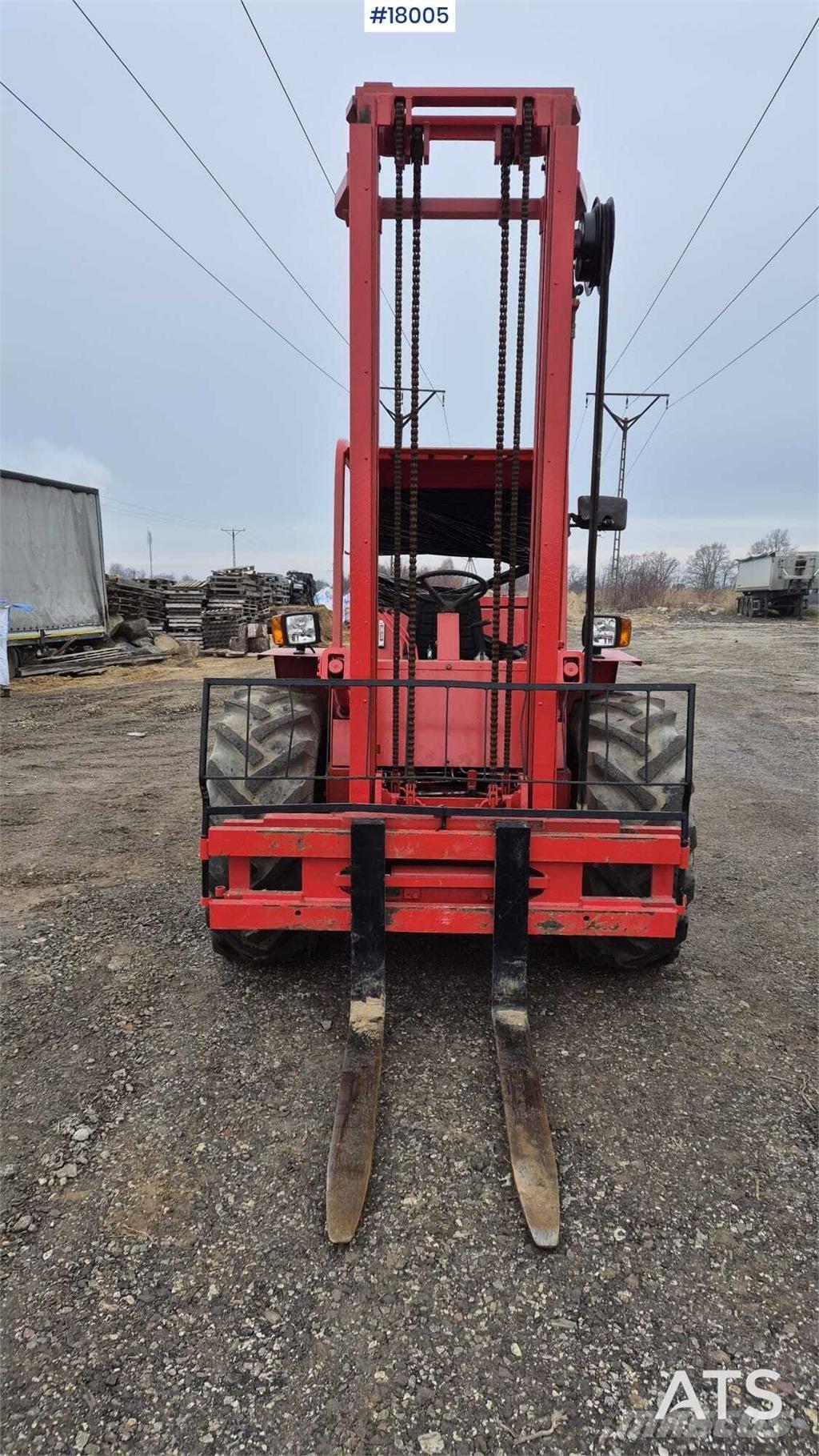 Manitou MB 30N Tehnika ar dīzeļa dzinēju