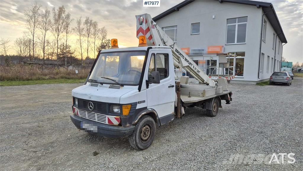 Mercedes-Benz 380D Smagās mašīnas ar celtni