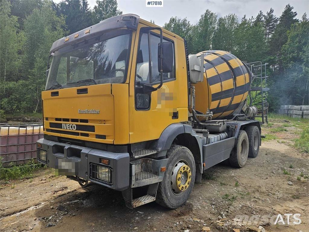 Renault 260 EH Betonvedēji