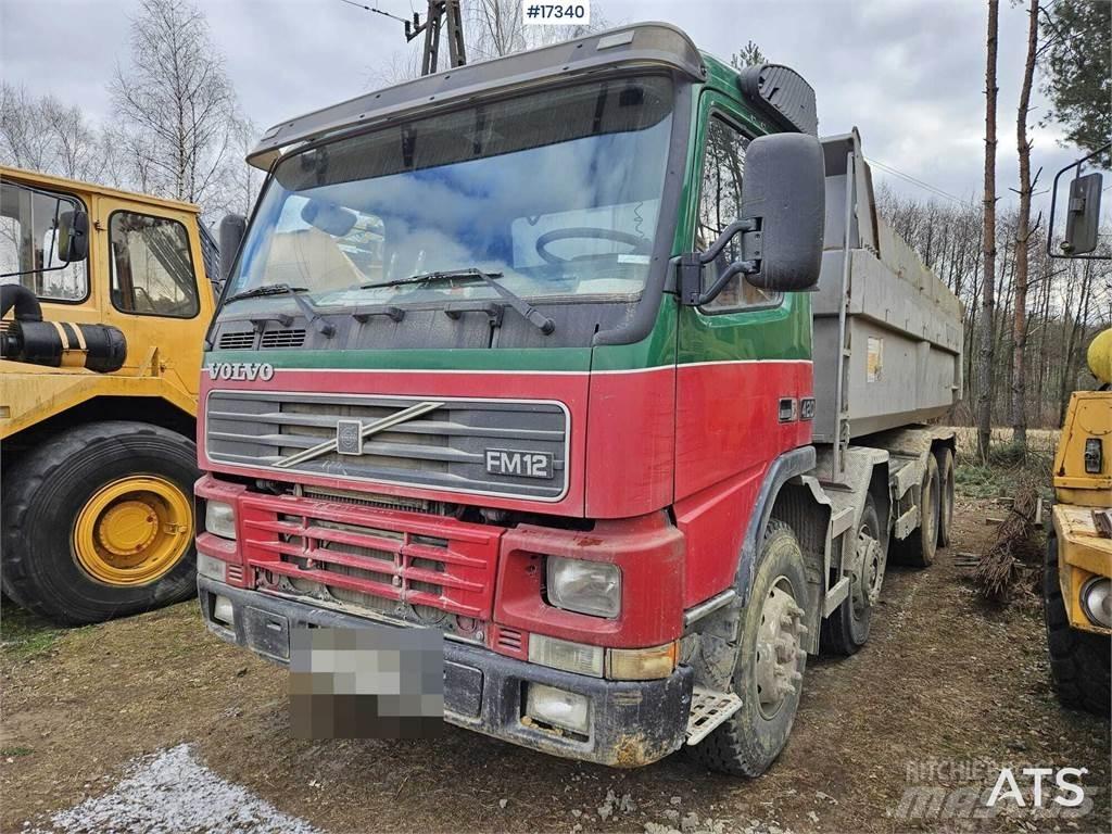 Volvo 420 8x4 Pašizgāzējs