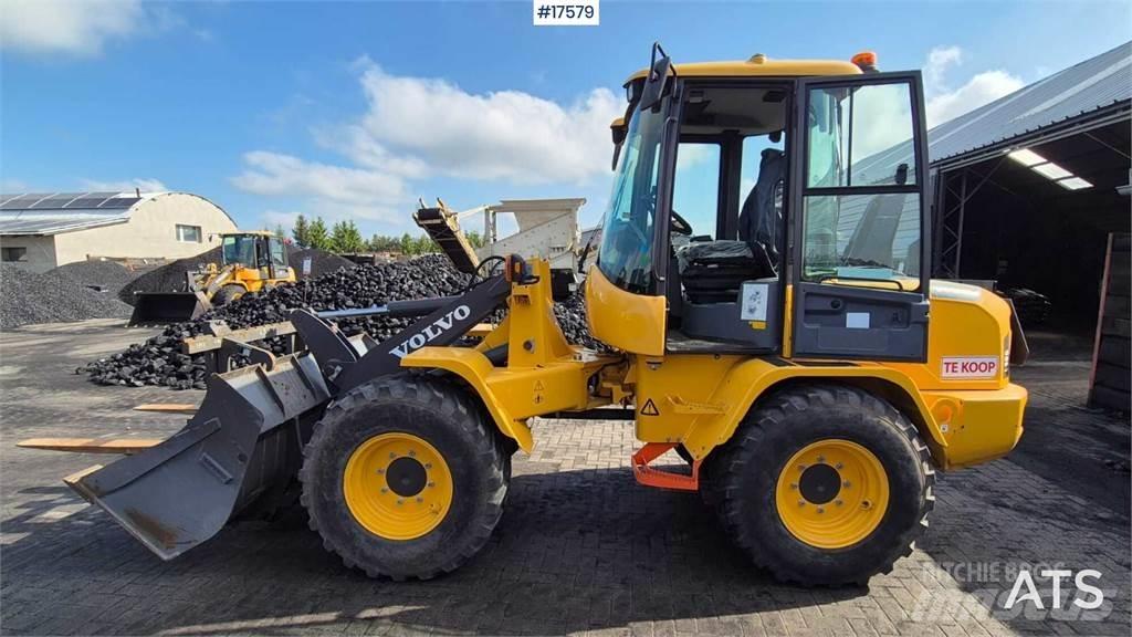 Volvo L30G Iekrāvēji uz riteņiem