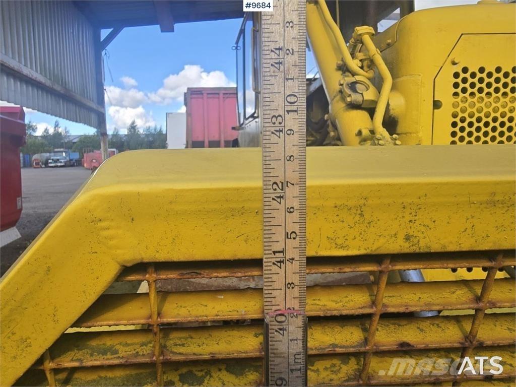 CAT D4D LGP Kāpurķēžu buldozeri