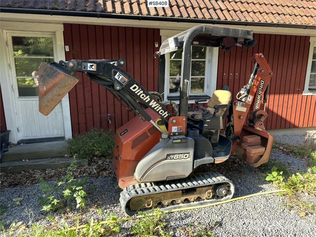 Ditch Witch XT850 Lietoti riteņu kompaktiekrāvēji