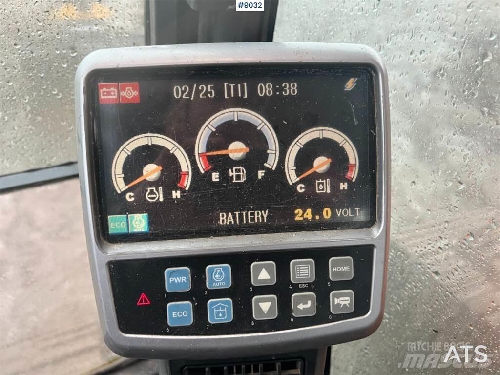 Doosan DX140LC Kāpurķēžu ekskavatori