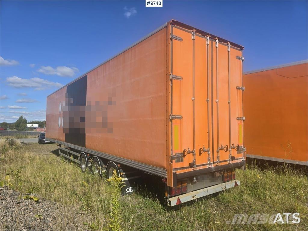 Ekeri L-3 Noslēgtās piekabes