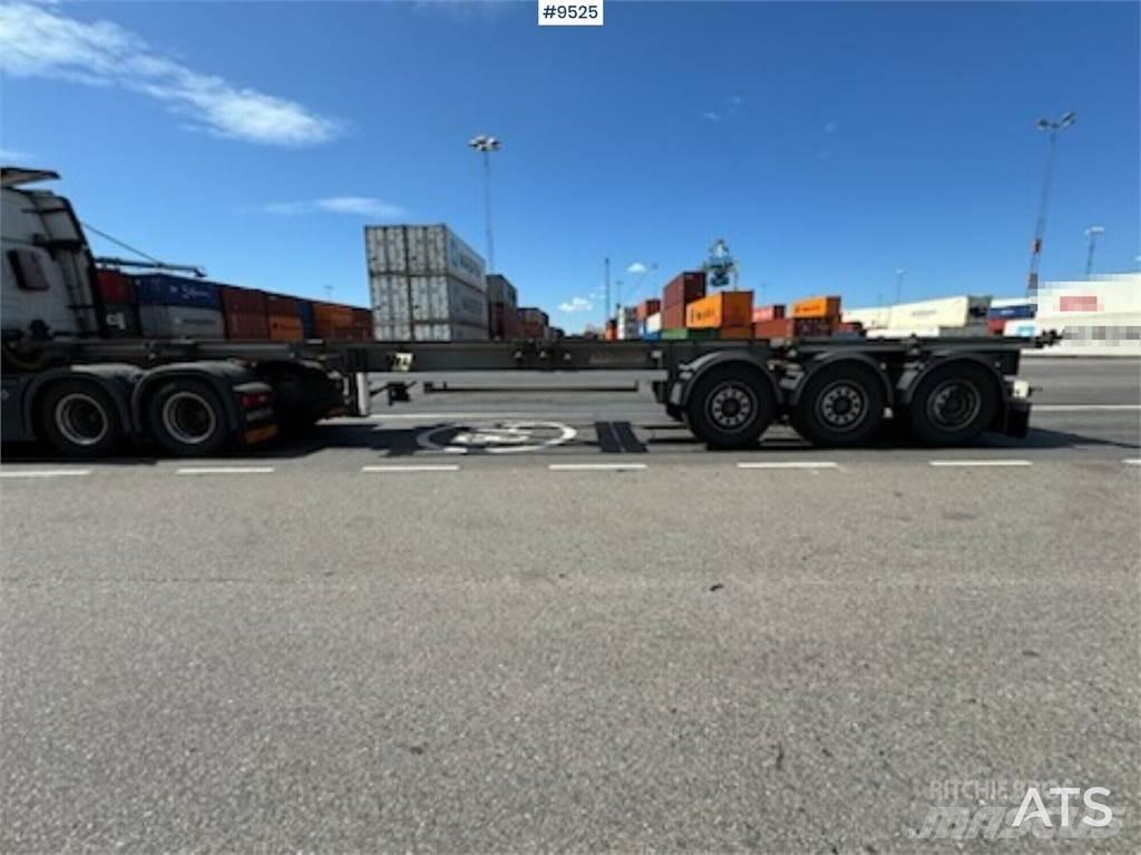 Fruehauf annet Konteinertreileri