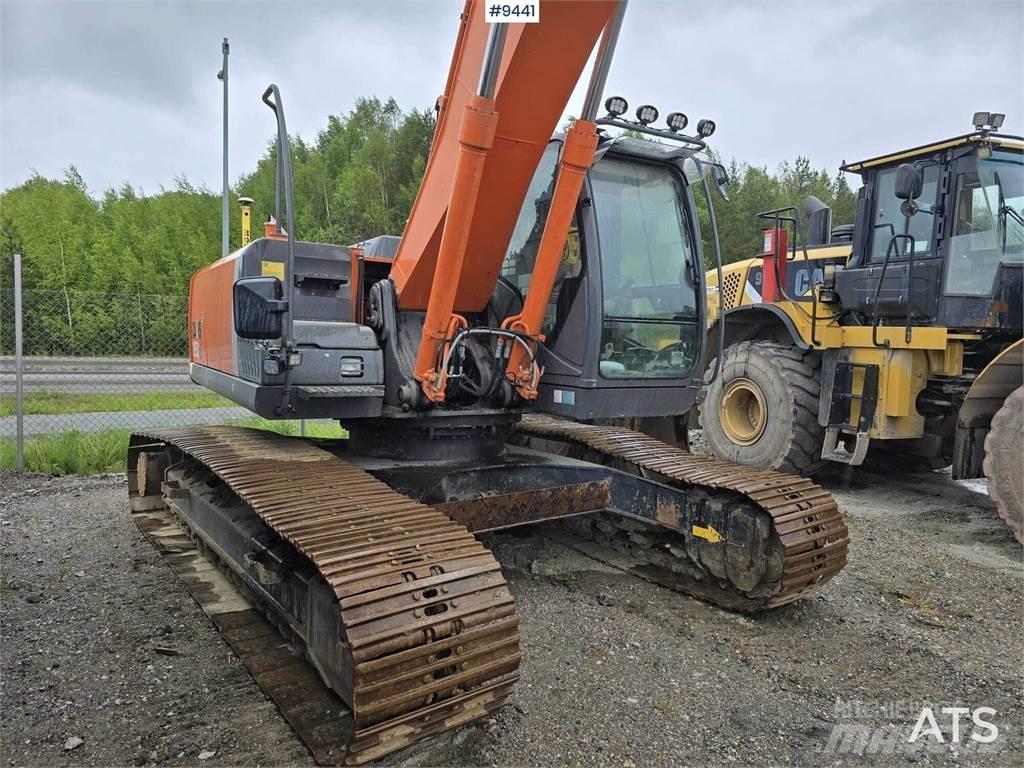 Hitachi ZX 250 LC-3 Kāpurķēžu ekskavatori
