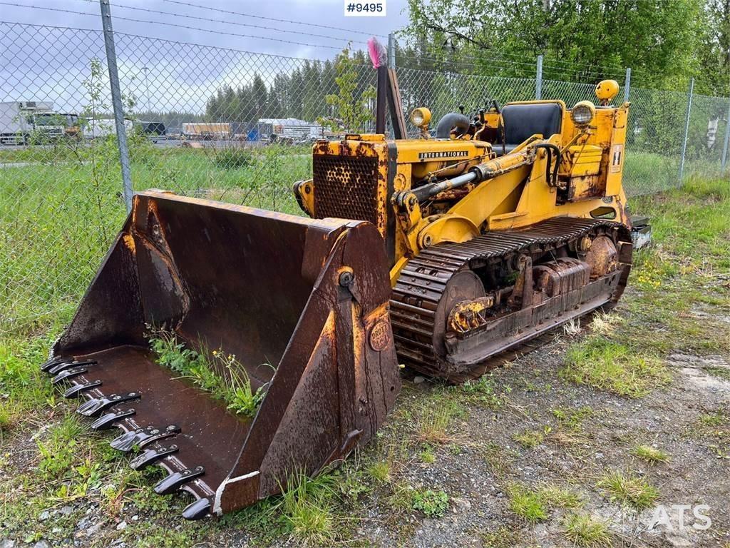 International L125 Kāpurķēžu buldozeri