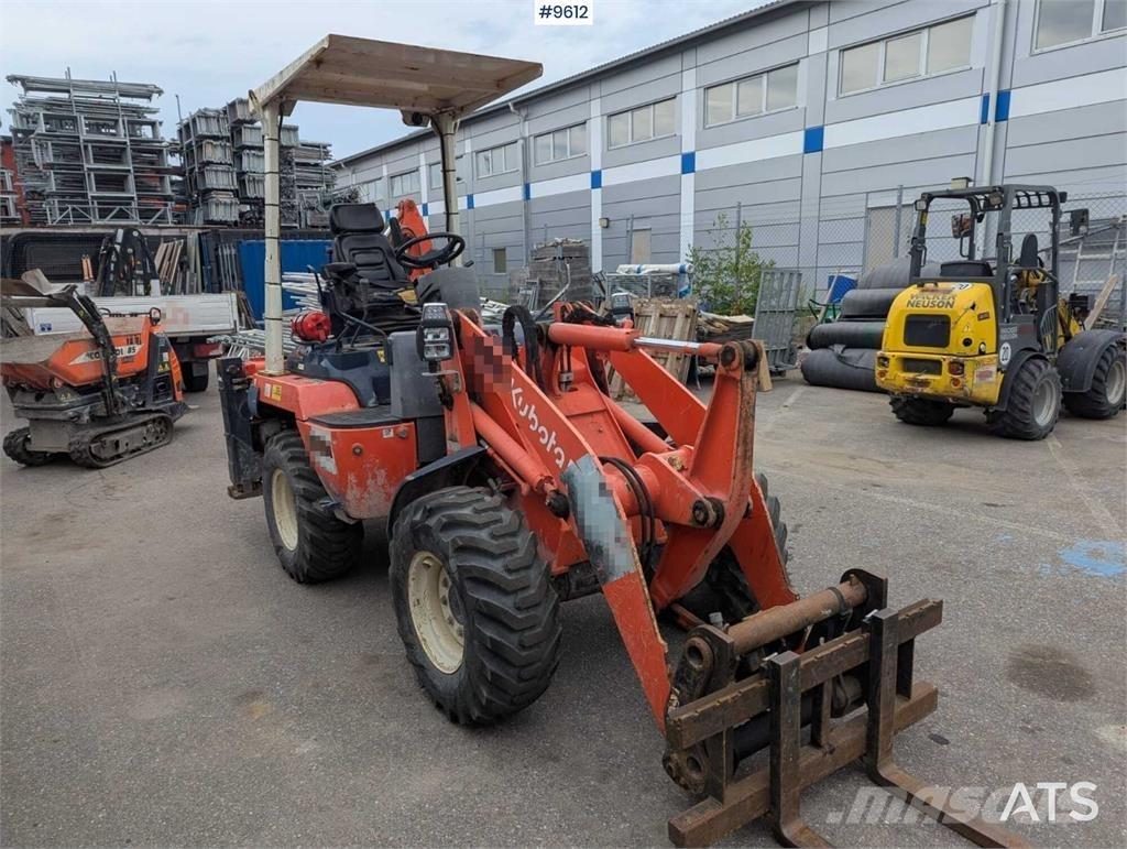 Kubota backhoe loader Ekskavatori-iekrāvēji