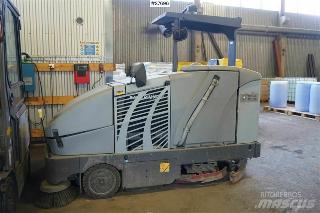 Nilfisk CR1200 Ielu tīrāmās mašīnas