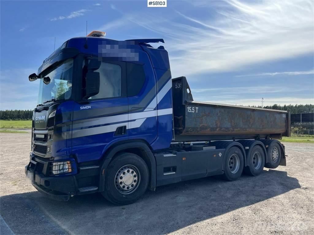 Scania R580 Treileri ar āķi