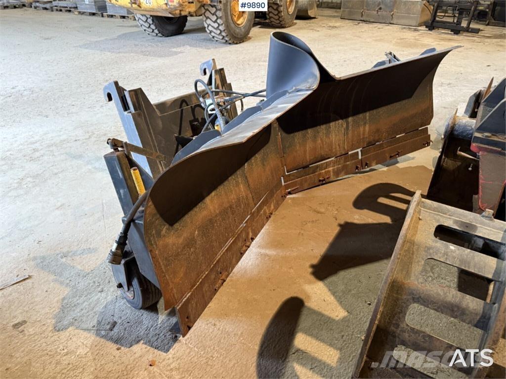 Uni-väg UV-280 Grāvju arkli