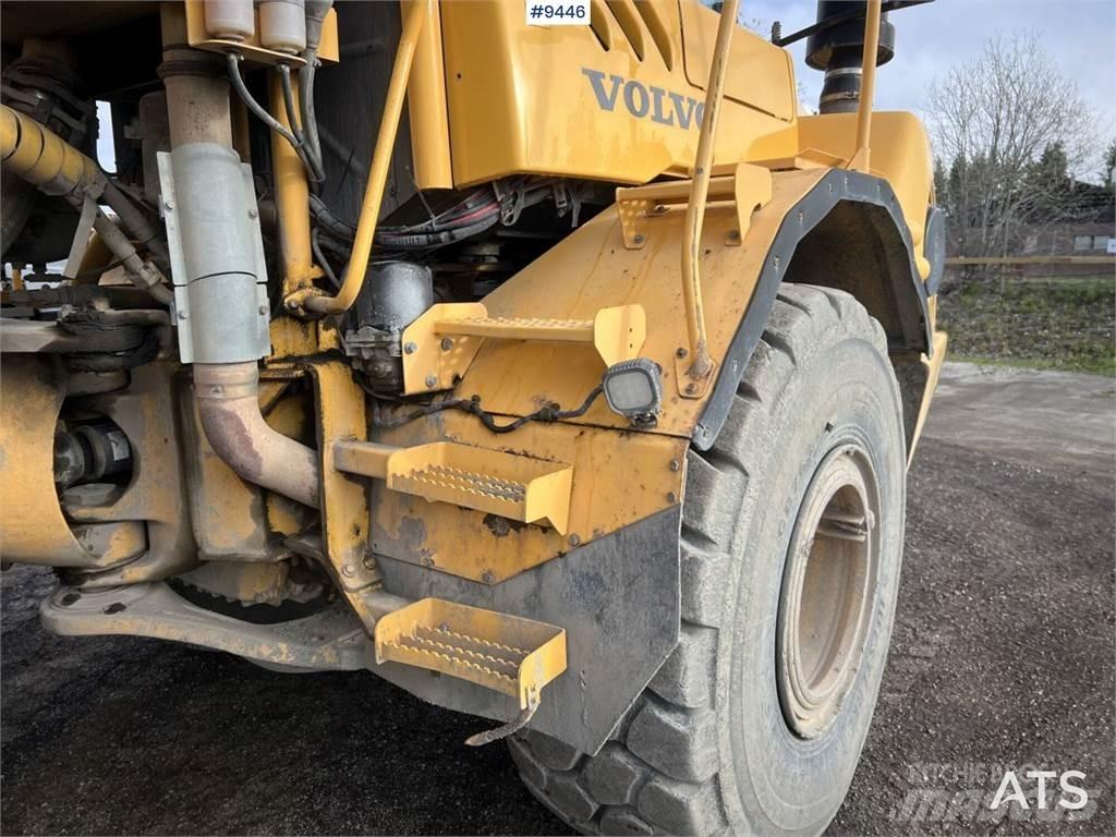 Volvo A25D Artikulētie pašizgāzēji