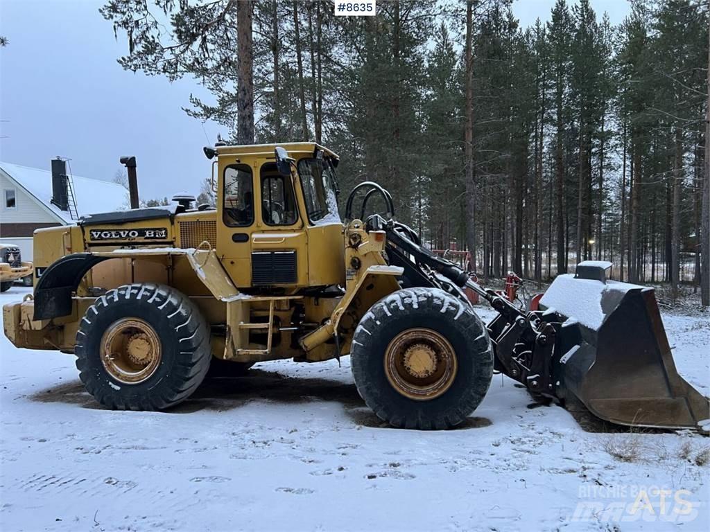Volvo BM L120 Riteņu buldozeri