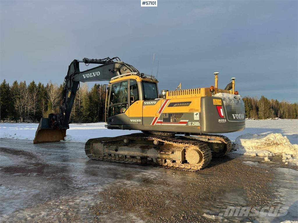 Volvo EC250DL Kāpurķēžu ekskavatori