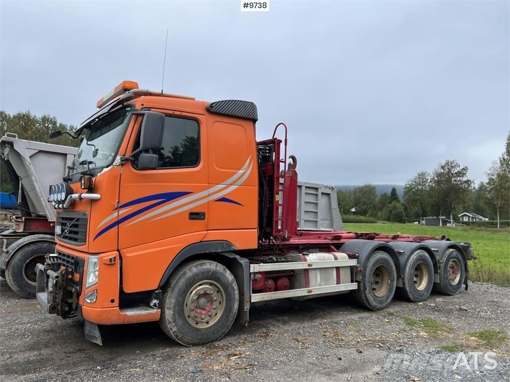 Volvo FH Treileri ar āķi