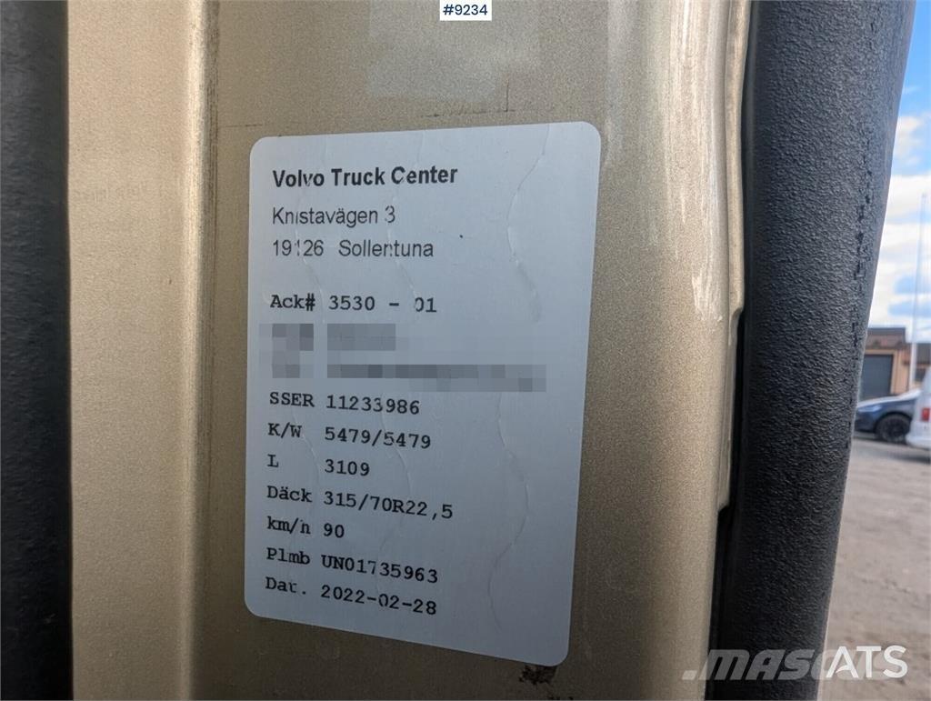 Volvo FM Smagās mašīnas ar celtni