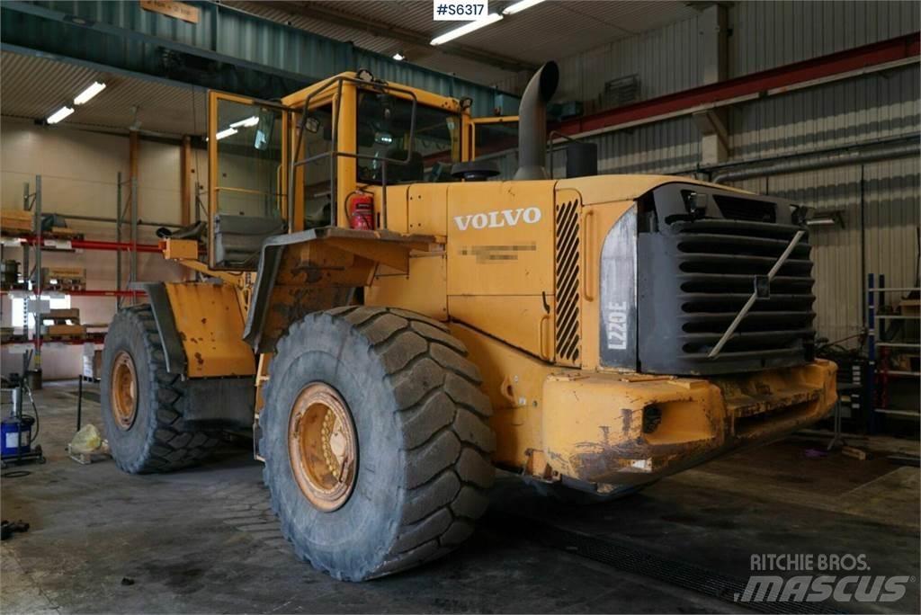 Volvo L220E Iekrāvēji uz riteņiem