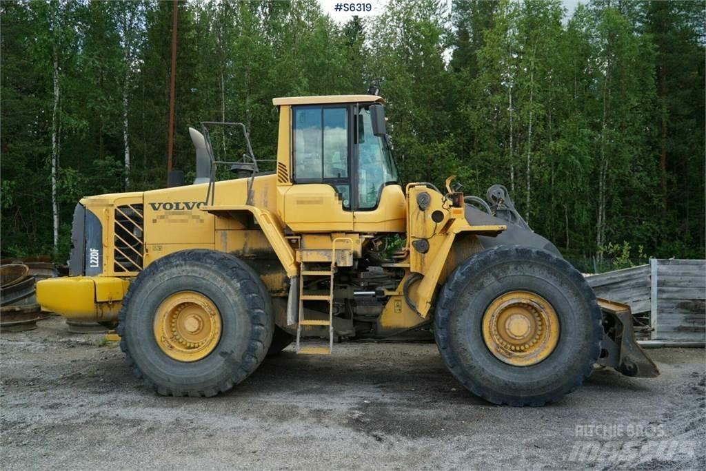 Volvo L220F Iekrāvēji uz riteņiem