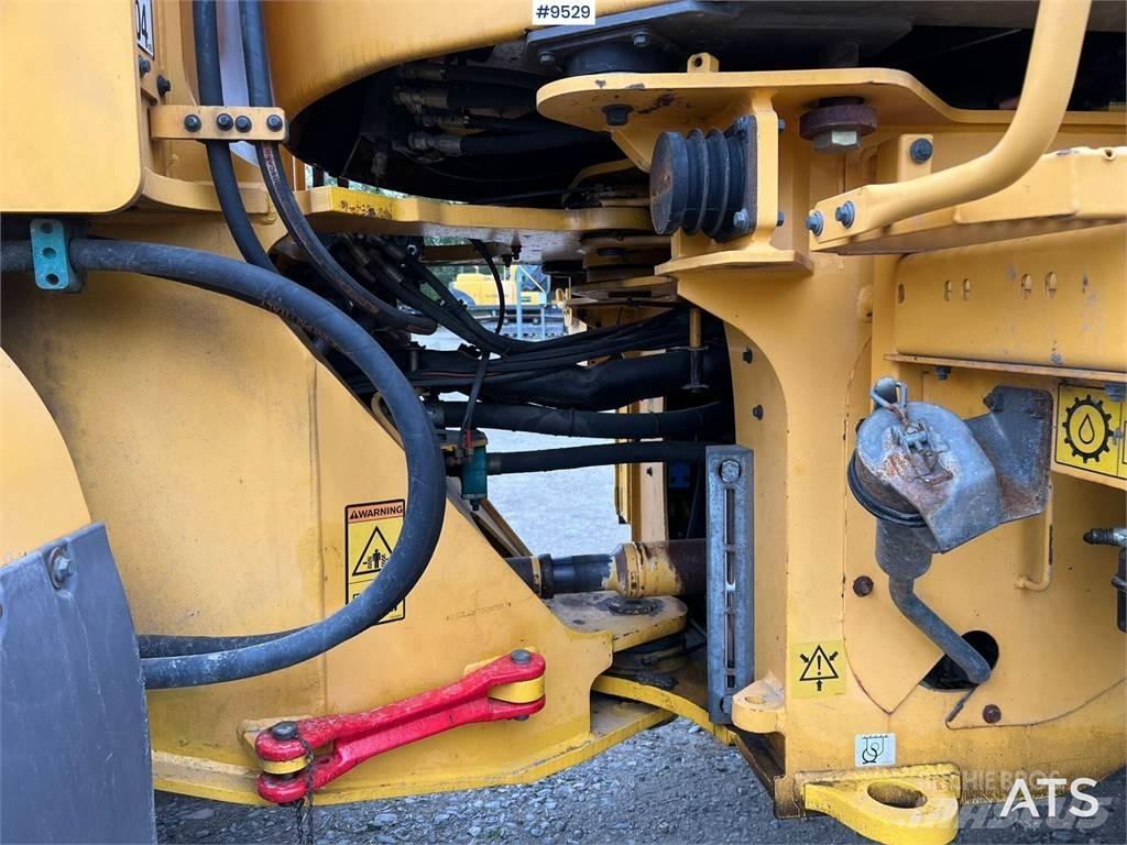 Volvo L60F Iekrāvēji uz riteņiem