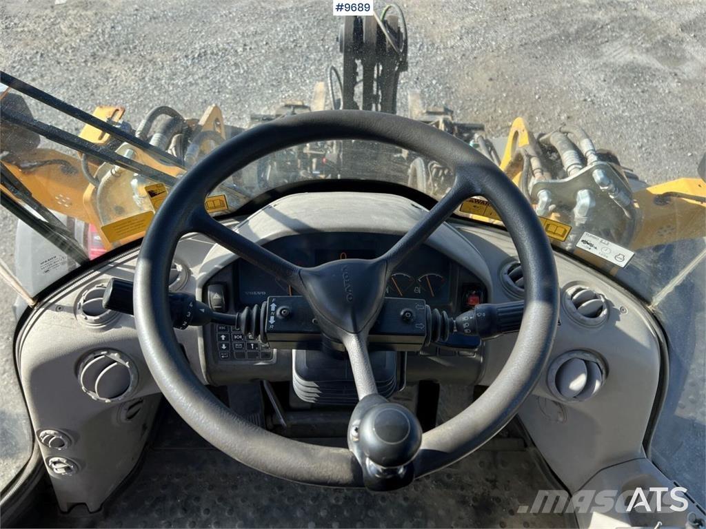 Volvo L60G Iekrāvēji uz riteņiem