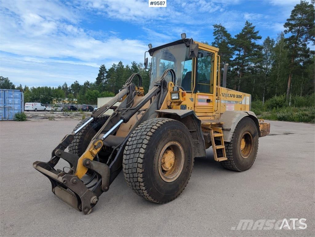 Volvo L90B Iekrāvēji uz riteņiem