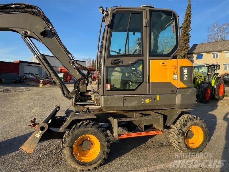 Volvo EW60E Kāpurķēžu ekskavatori